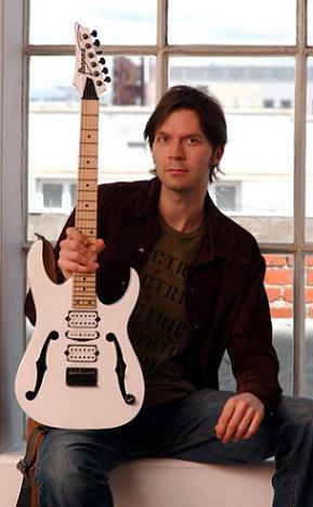 Paul Gilbert Paul Gilbert