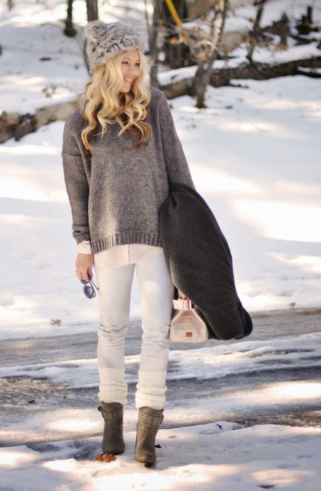 À La Mode How to Wear Leg Warmers