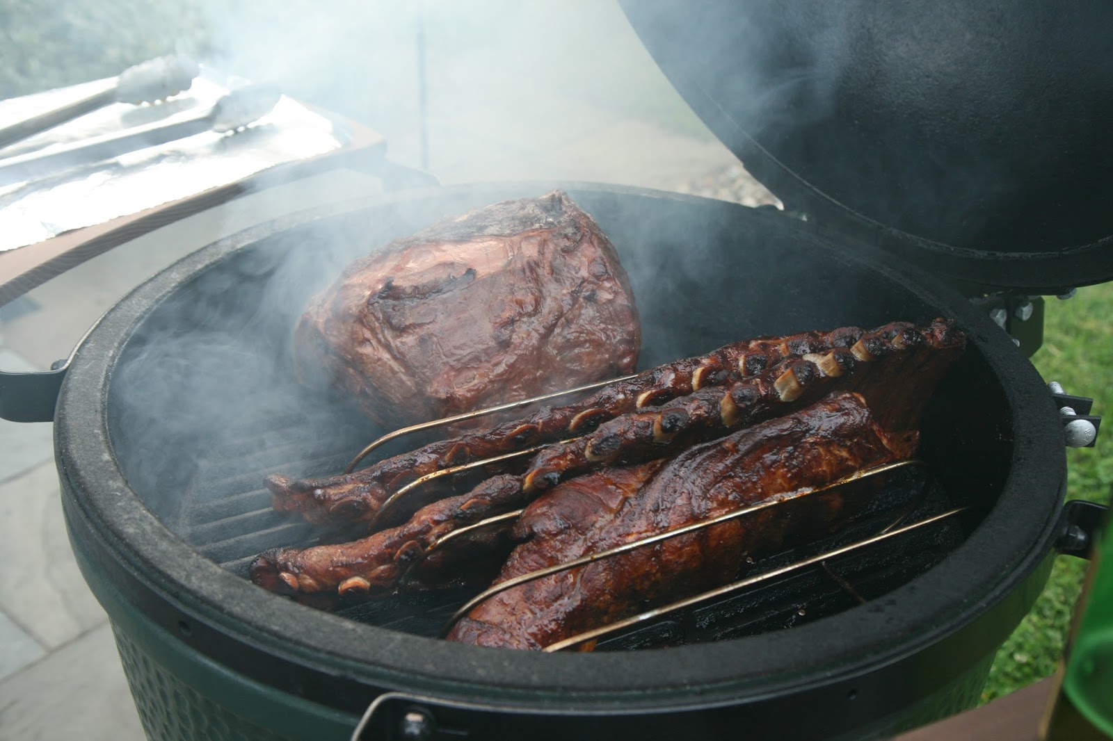 How can you smoke a prime rib with the Big Green Egg?