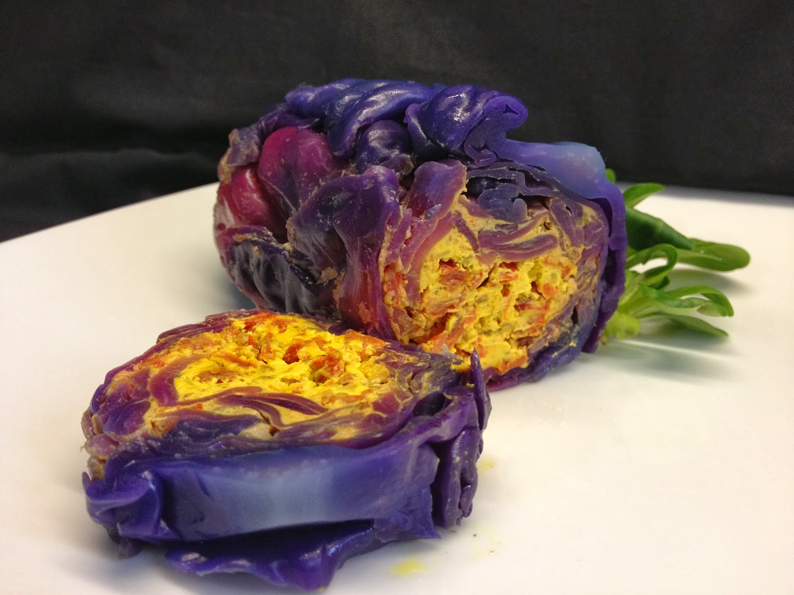 terrina di formaggi freschi in foglia di cavolo rosso