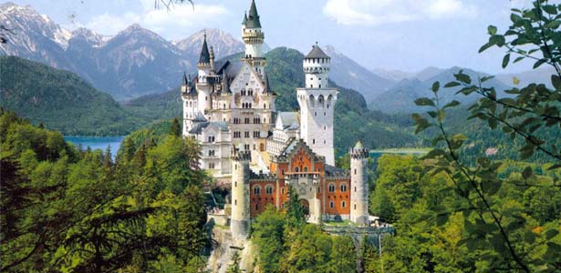 Замъка Нойшванщайн в Бавария Замъка Нойшванщайн в Бавария