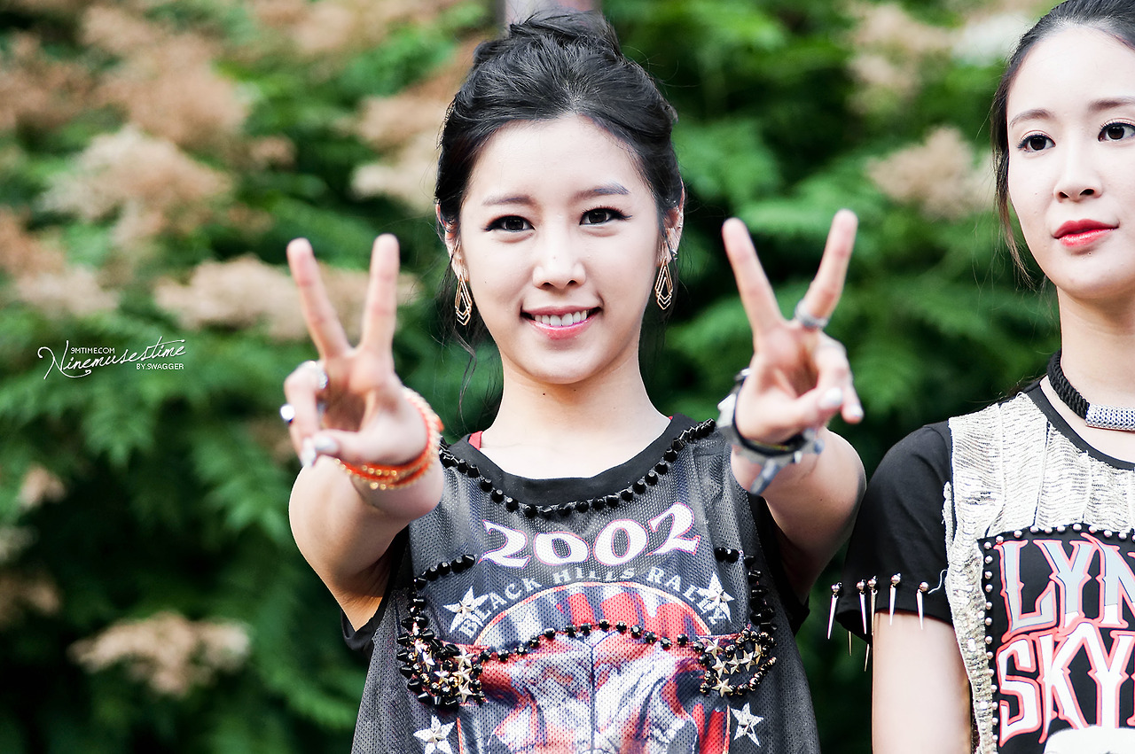 nine muses 130623 goodbye fanmeet son sungah nine muses 130623 goodbye fanmeet son sungah