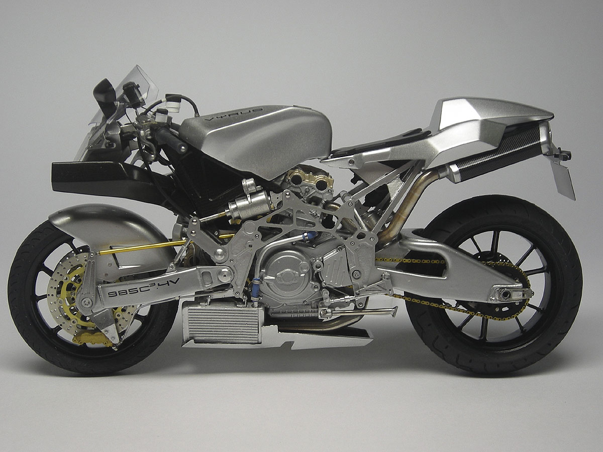 Vyrus 985 C3 4V by Max Moto Modeling.