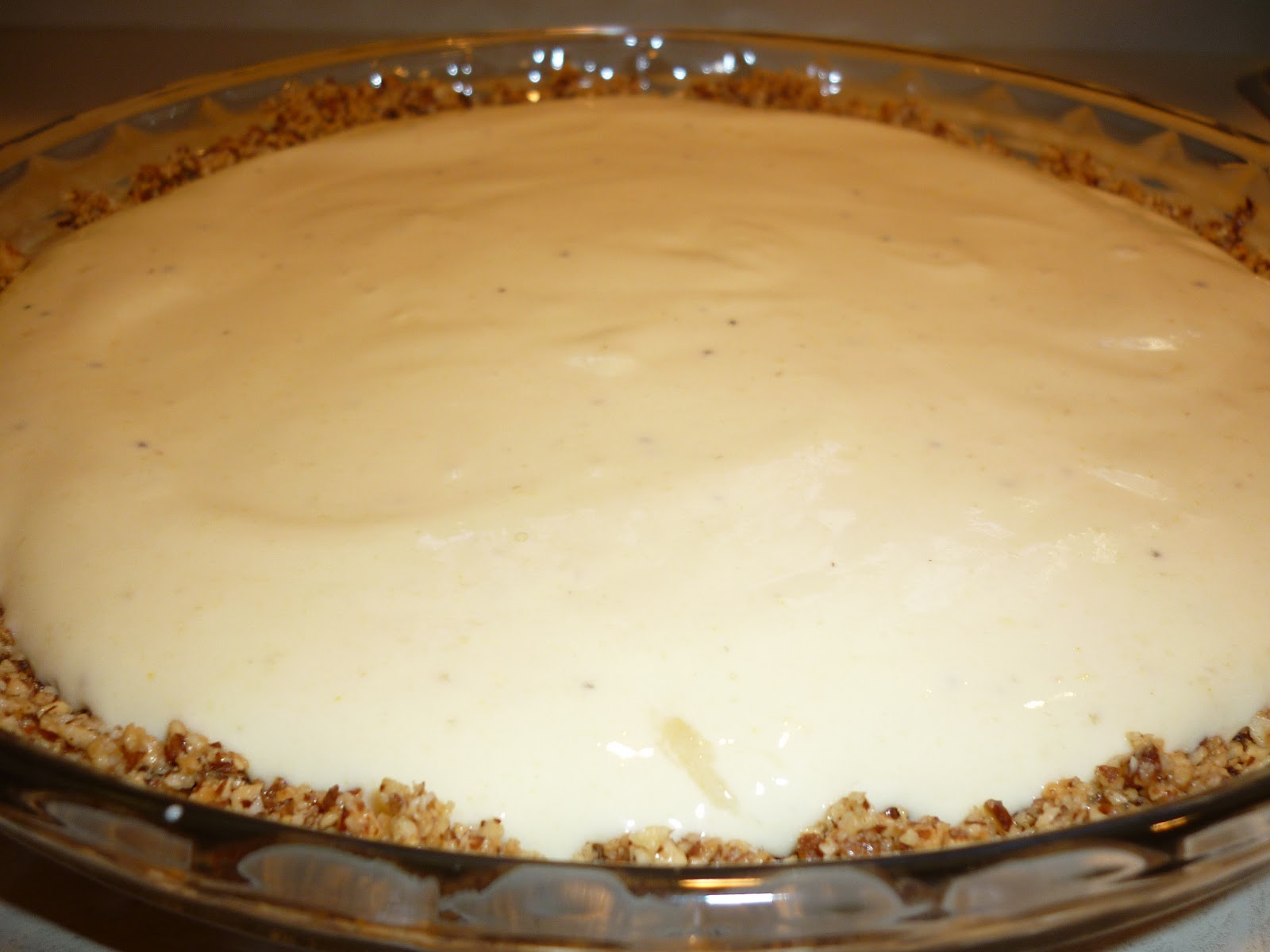 Healthy Banana Cream Pie with Almond Crust Recipe