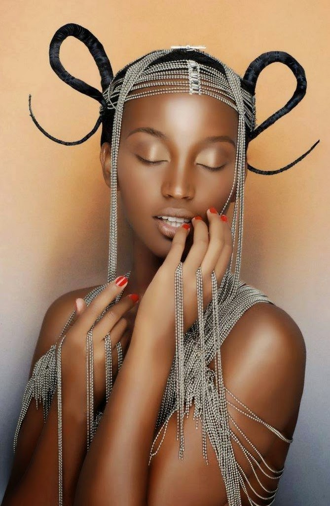 cuadros-de-mujeres-negras-africanas-bonitas mujeres-negras-mas-bonitas-del-universo-fotos