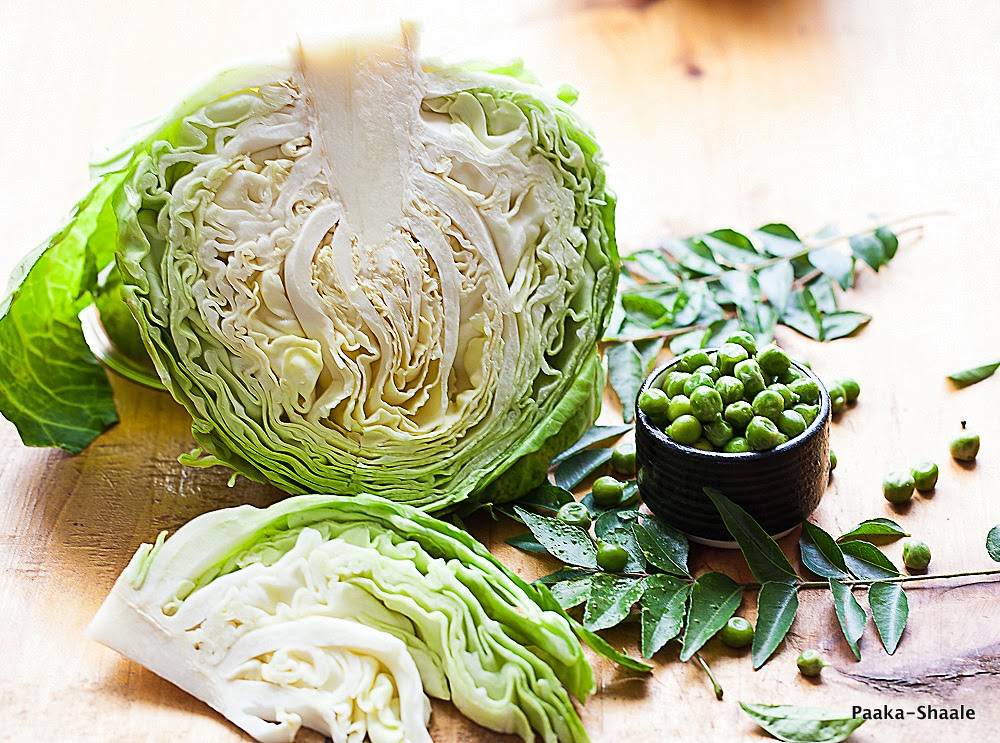 PaakaShaale Cabbage and green peas curry