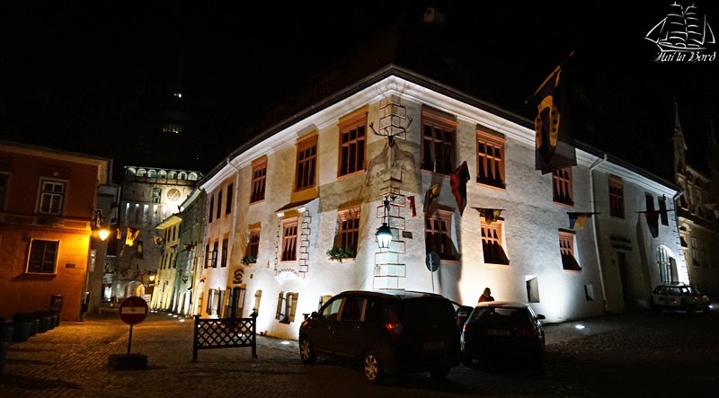 turnul cu ceas casa cu cerb sighisoara turnul cu ceas casa cu cerb sighisoara