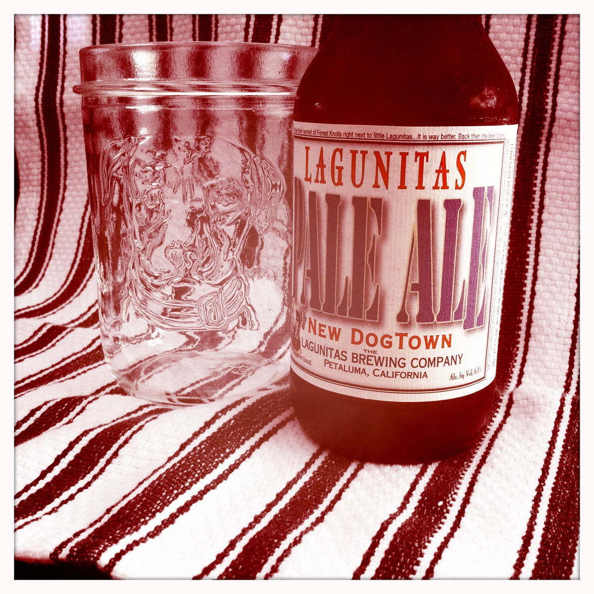 NorCal Beer Blog: Lagunitas Brewing Company New Dog Town Pale Ale