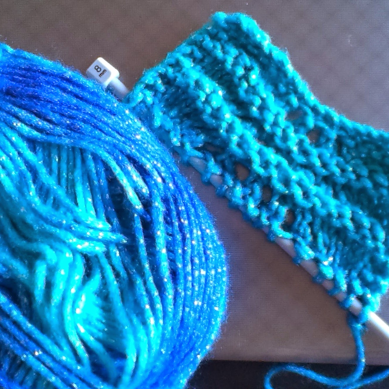 Starting to knit a scarf