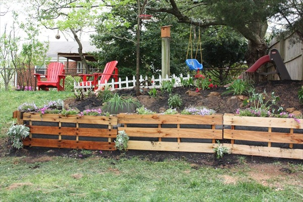 Pallet Furniture Plans: How to Shimmer Your Pallet Garden