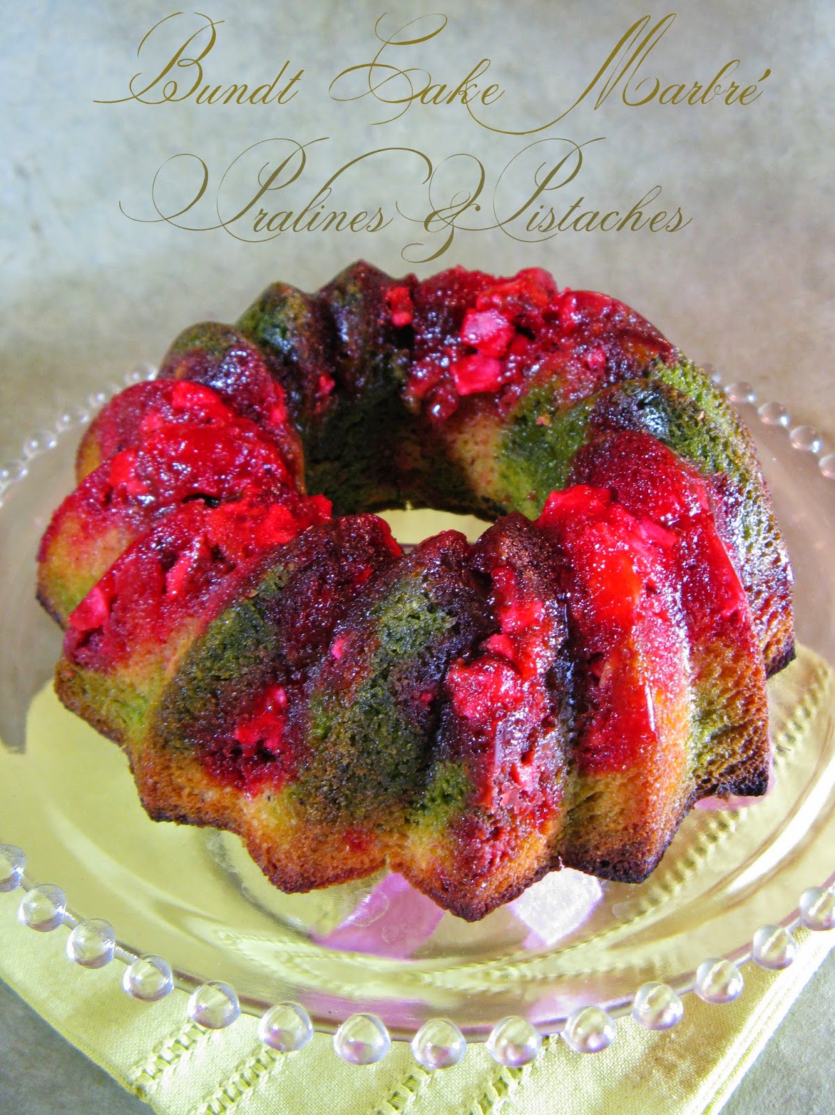Cake aux pralines roses et à la pistache - Recette Ptitchef