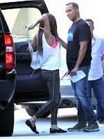 Selena Gomez stteping out of the car