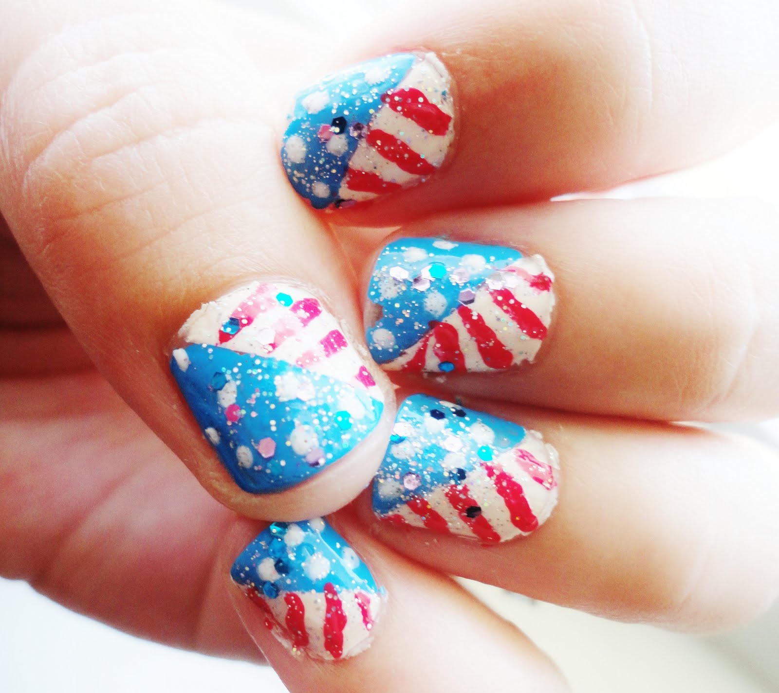 PortugueseDoll: Memorial Day Nails