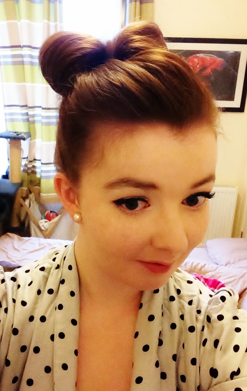 Granite City Girl Minnie Mouse Bow Bun How To
