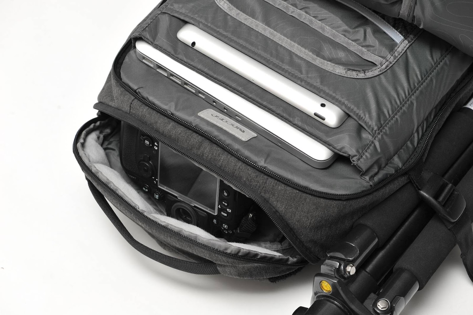 incase dslr pro pack