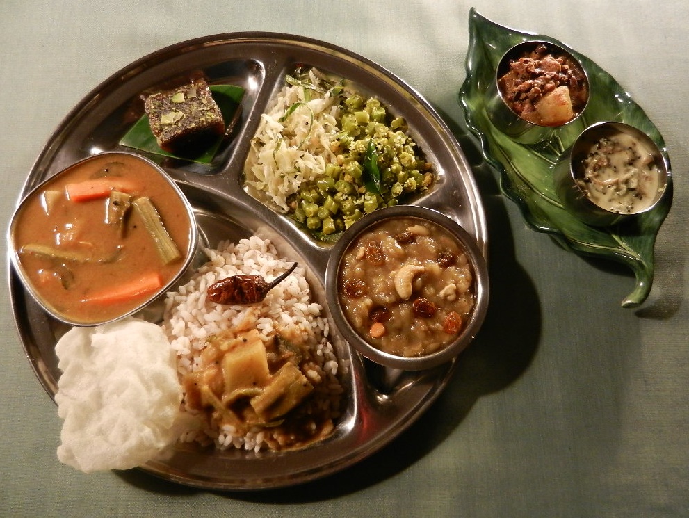 Sizzling Indian Recipes.....: Vishu Sadya - Delicious Vegetarian