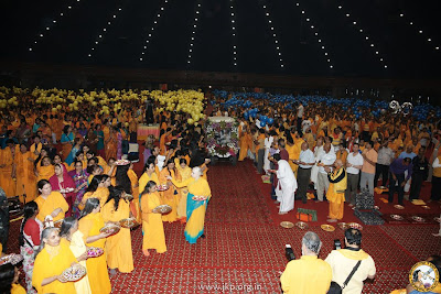 Kripaluji Maharaj's 90th birthday 2012 and bhakti bhawan inauguration