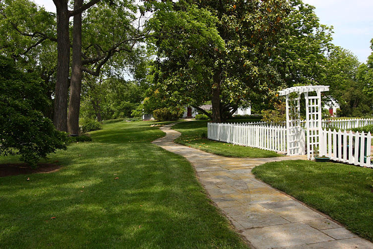 Pathway to Pool