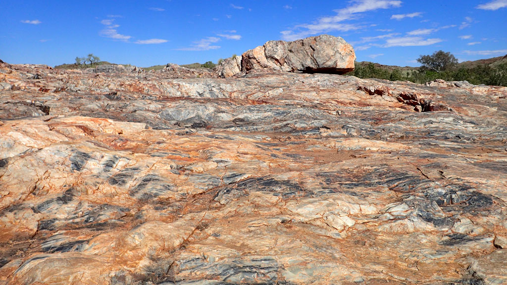 Jo & Stephen & a 4x4 Marble Bar hottest town in Australia
