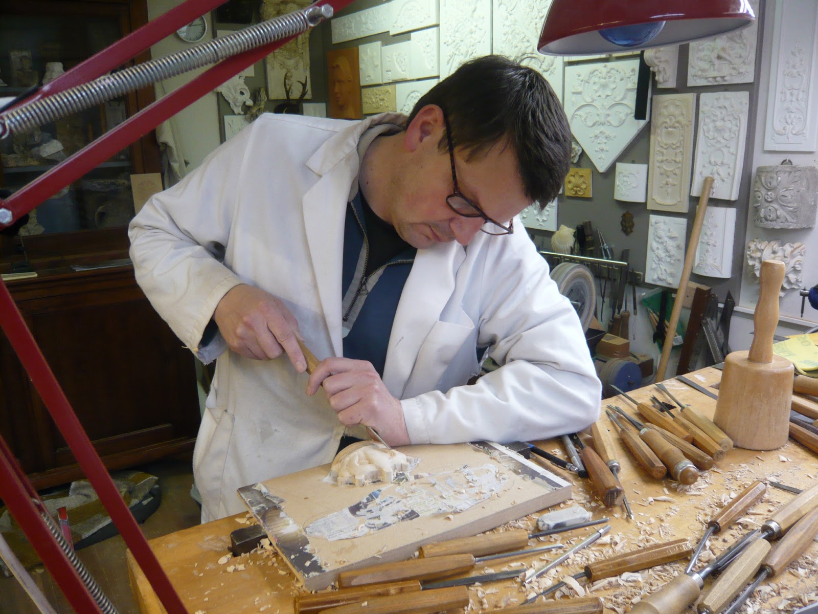 Gartenmobel Holz Massiv : Concordia Bogenschützen Verein Vereinwappen aus Holz geschnitzt Gartenmobel Holz Massiv : Concordia Bogenschützen Verein Vereinwappen aus Holz geschnitzt