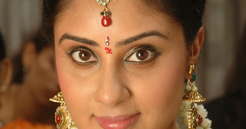 Bhanu Sri Mehra Adorned in Traditional Saree in Jewelery - Indian