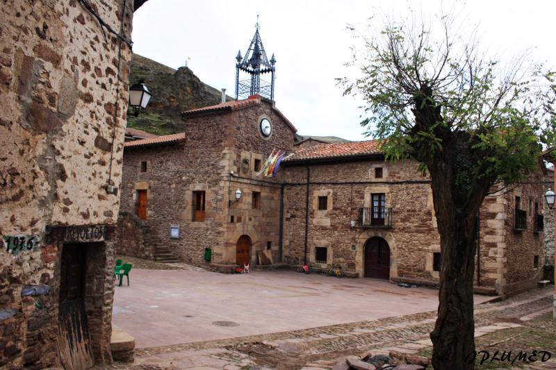 PUEBLOS Y LUGARES CON ENCANTO VINIEGRA DE ARRIBA *** ( LA RIOJA )