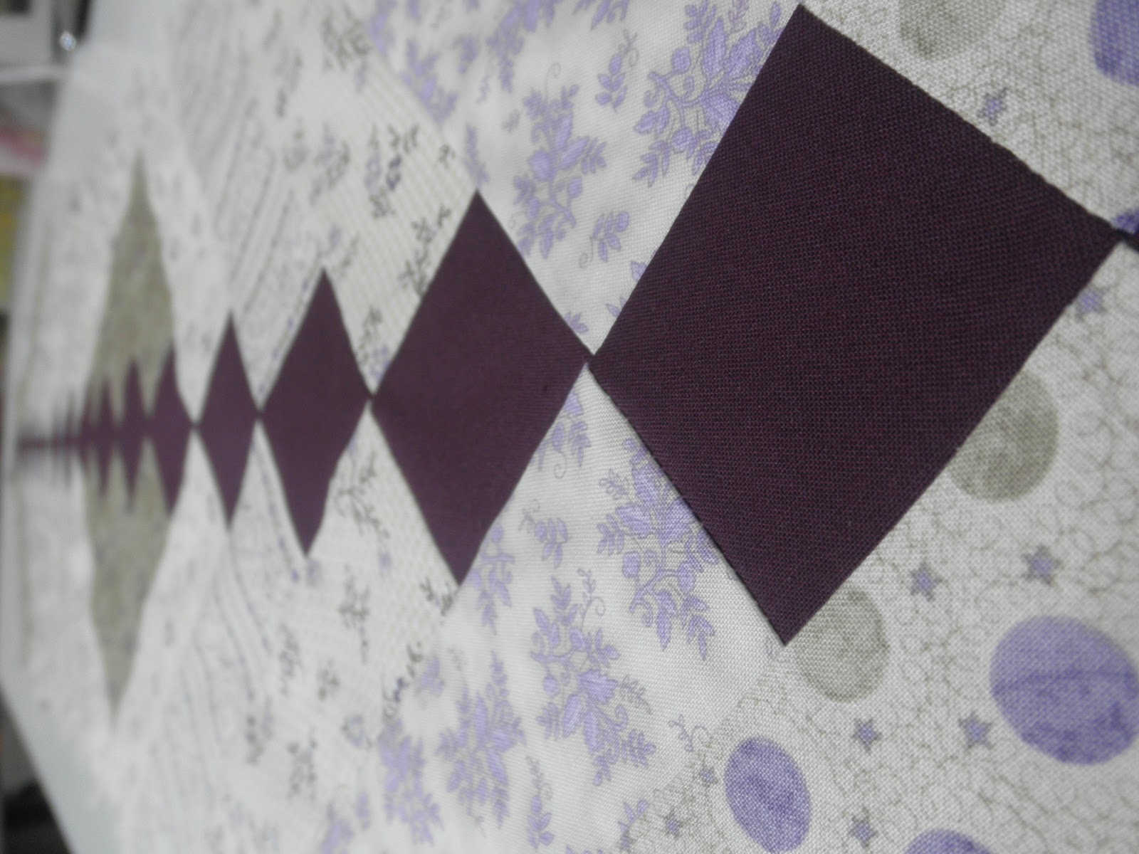 Sew Divertimento French Braid Table Runner the beginning