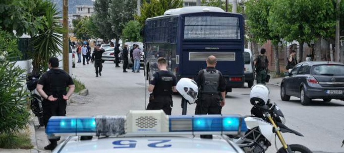 Τώρα που σκοτώθηκε ένα παιδί το θυμηθηκάν όλοι ... Καταγγελίες πολιτών στο «100»: Ρομά πυροβολούν στον αέρα σε καταυλισμούς στη Δυτική Αττική Τώρα που σκοτώθηκε ένα παιδί το θυμηθηκάν όλοι ... Καταγγελίες πολιτών στο «100»: Ρομά πυροβολούν στον αέρα σε καταυλισμούς στη Δυτική Αττική