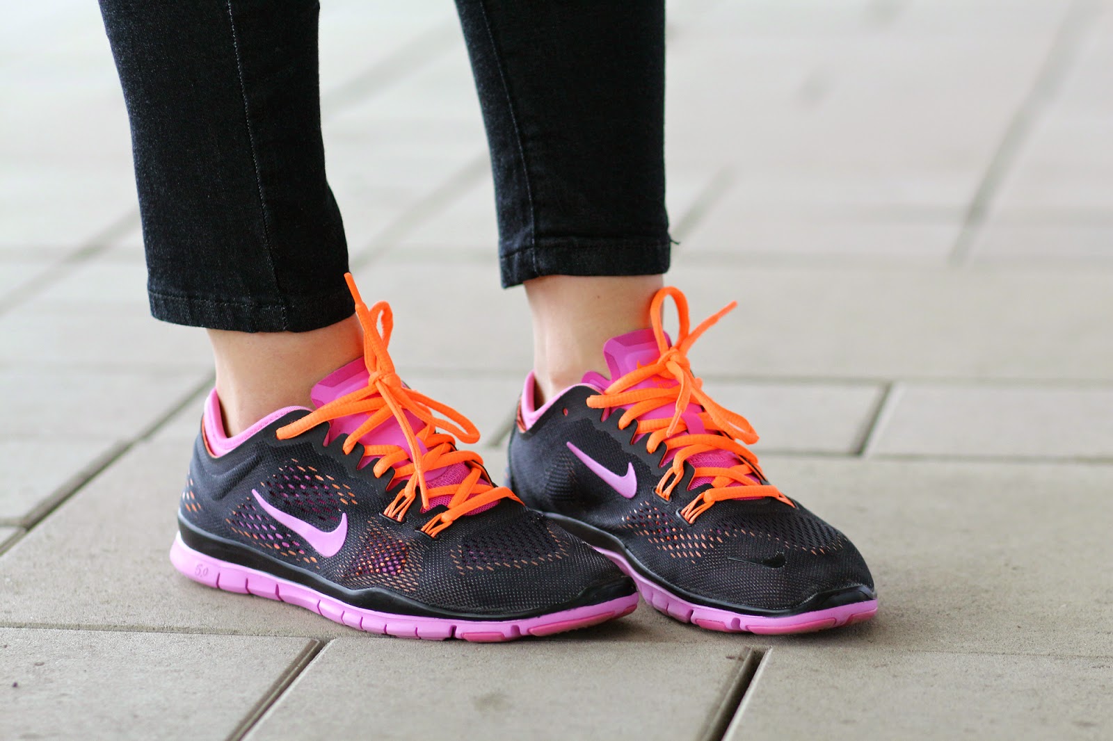 nike shoes with jeans