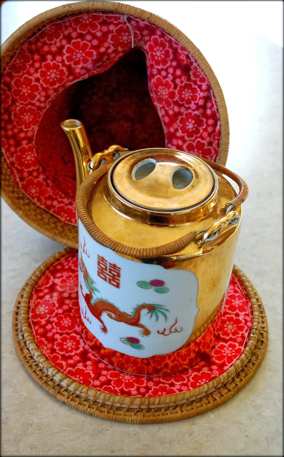 Kimberly's Cup Tea CozyBasket