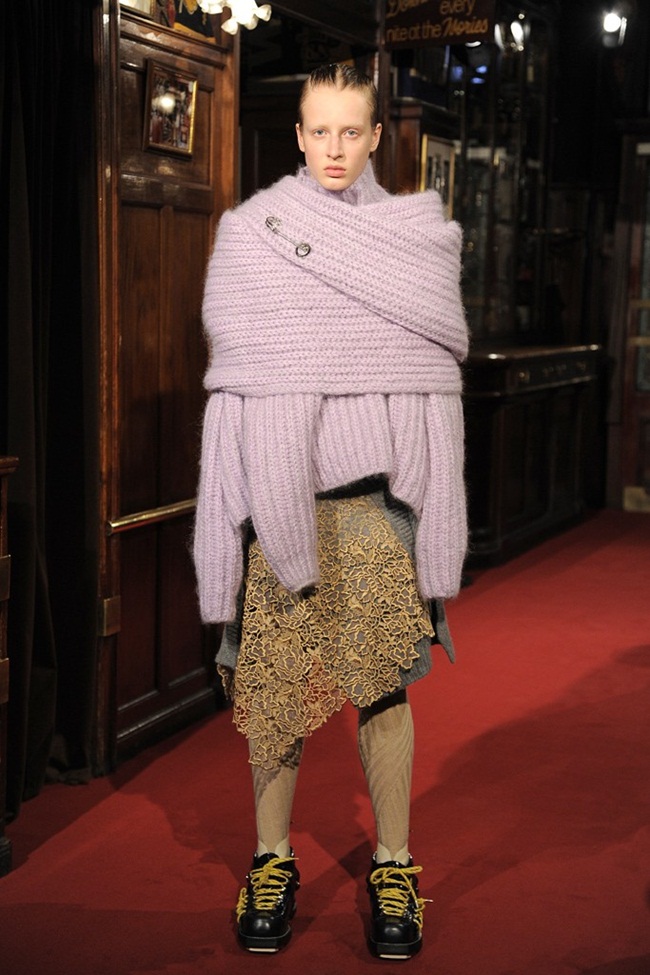 Acne Studios Pre-Fall 2015 Baylay Cozy Knit Turtleneck Sweater In A Wool & Mohair Blend on Runway
