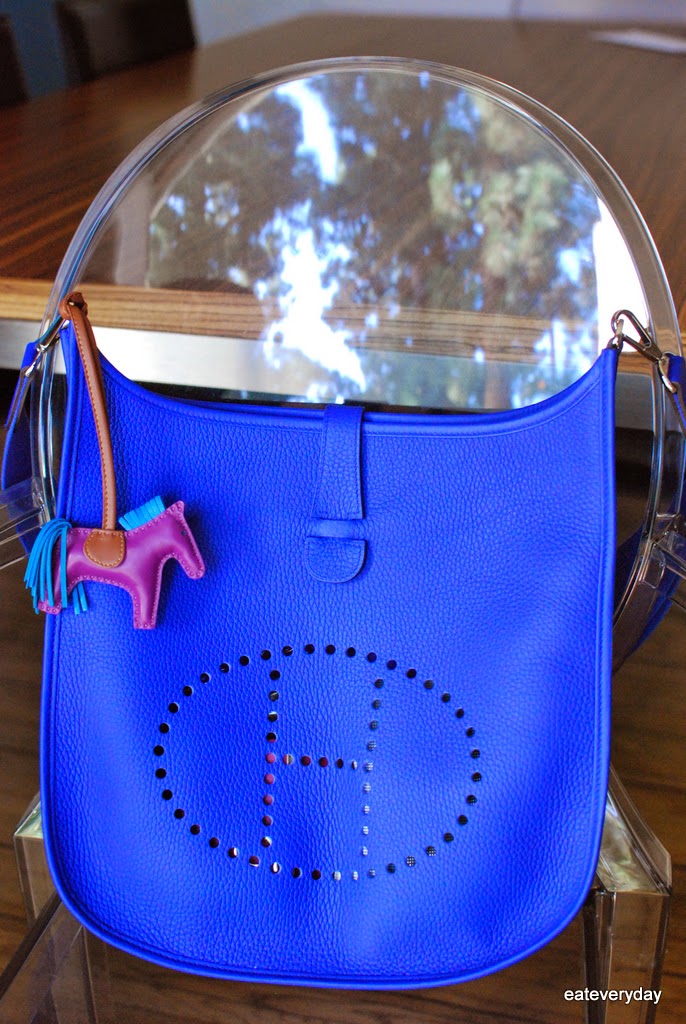 EAT Everyday: Return to Hermes: Evelyne III Bleu Electrique