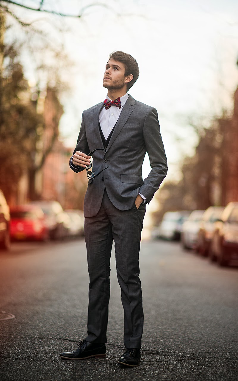 How to wear a pin on bow tie How to wear a pin on bow tie