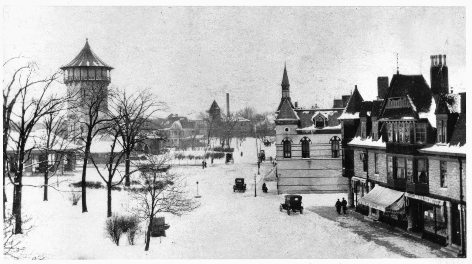 Riverside, Illinois Yes, Winter is here in Riverside!