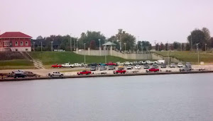 Bass tourney @ Owensboro today. LOTS of trailers left ashore!