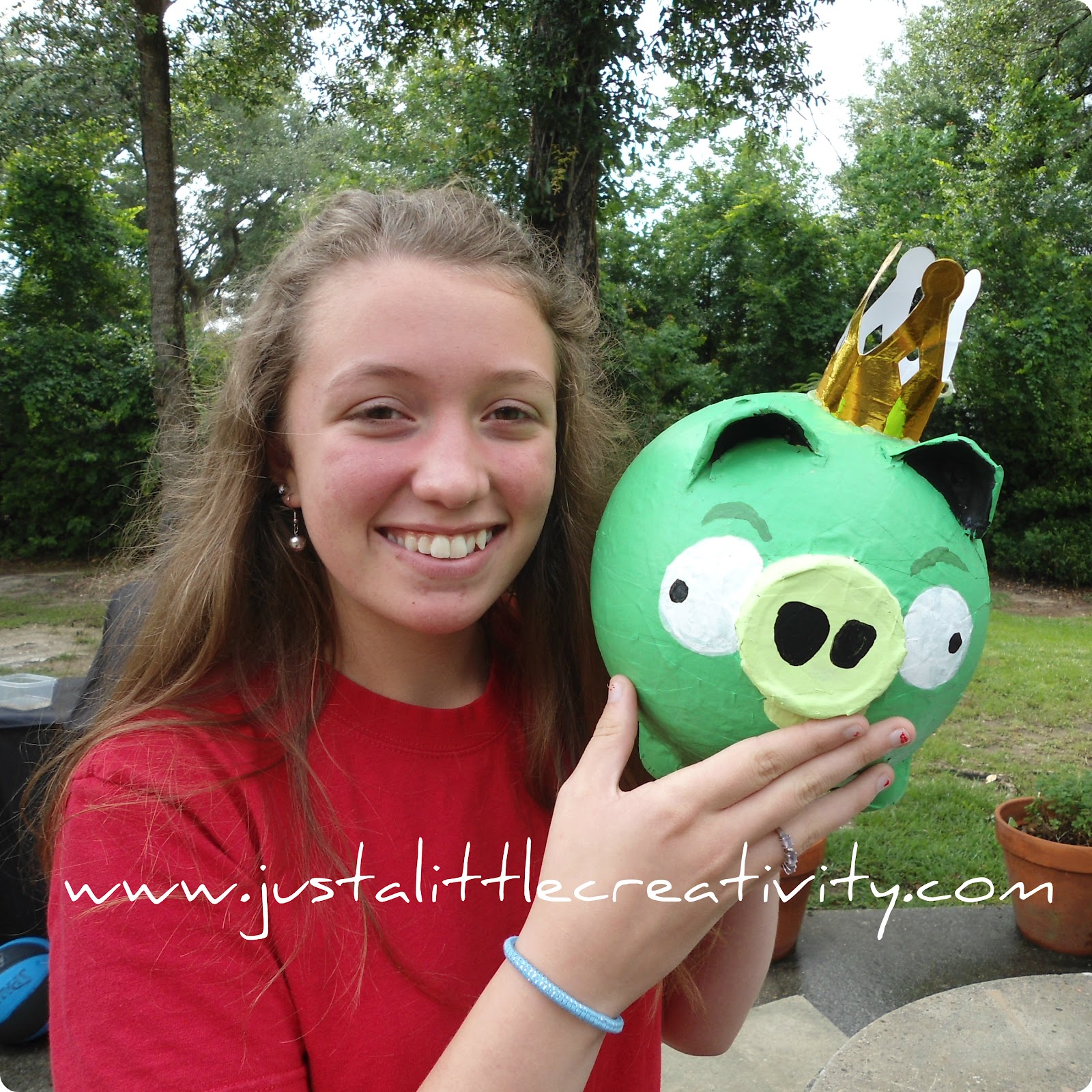 Paper Mache Angry Birds Pig {Tutorial}