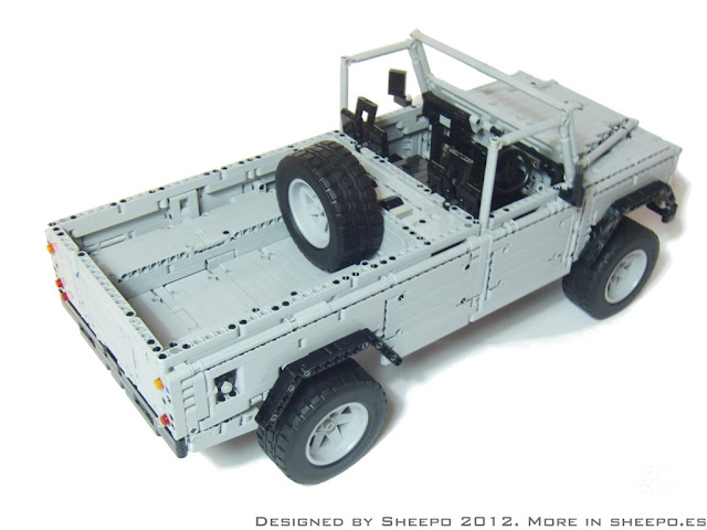 Land-rover Defender Lego Technic  -  5