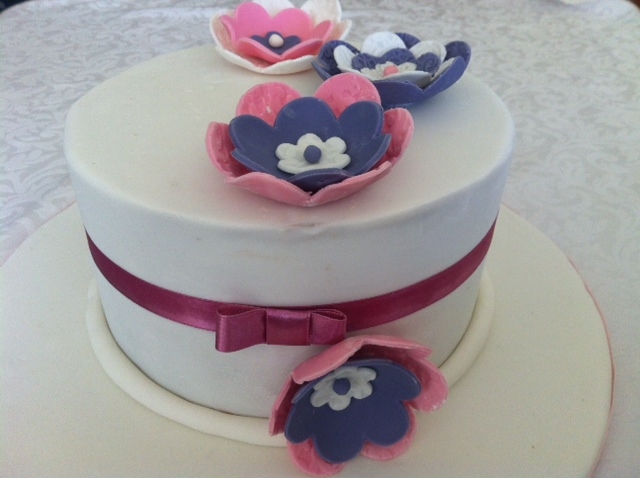 Whimsical Cakehouse Foundation I Cake Decorating Class ...