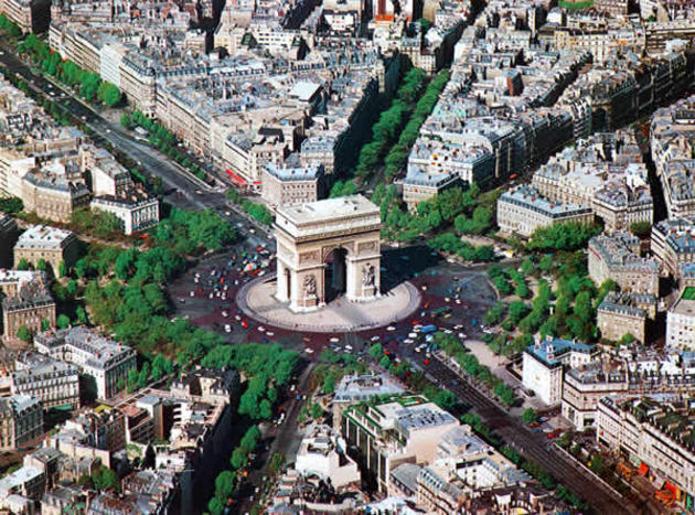 the world in pictures top 10 things to do while in paris france
