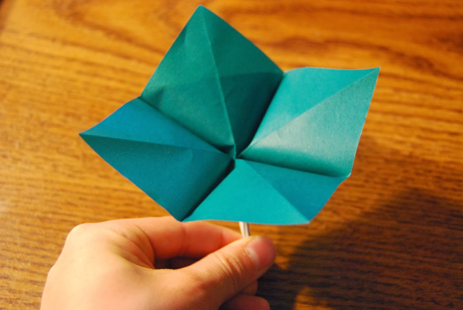 How to Quickly and Easily make an Origami Flower Stem
