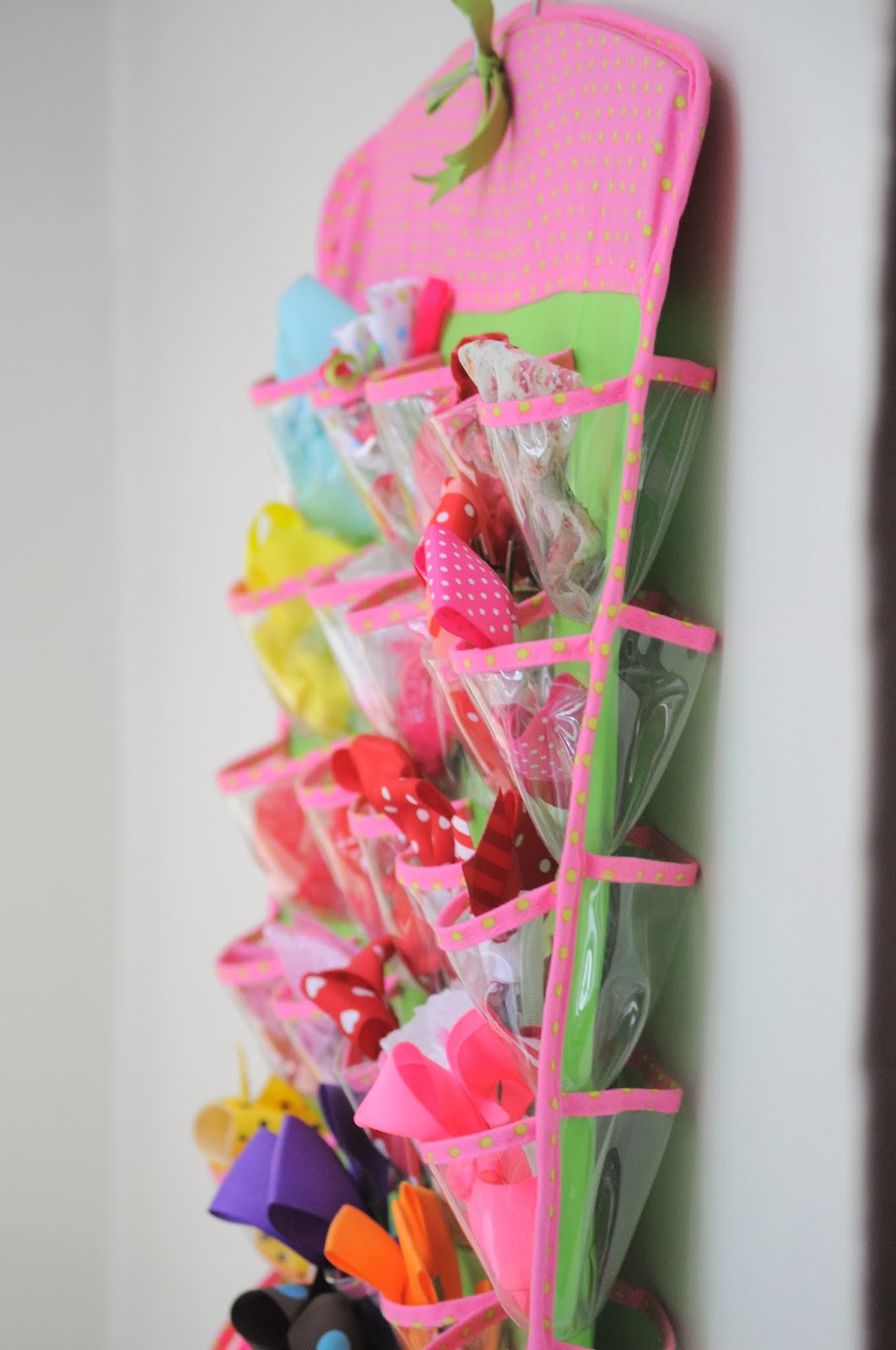 Cheap and Easy NONDIY Bow Storage. Pretty Real