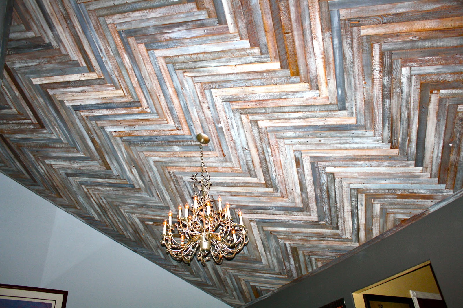 Makemeprettyagain Reclaimed Wood Herringbone Pattern