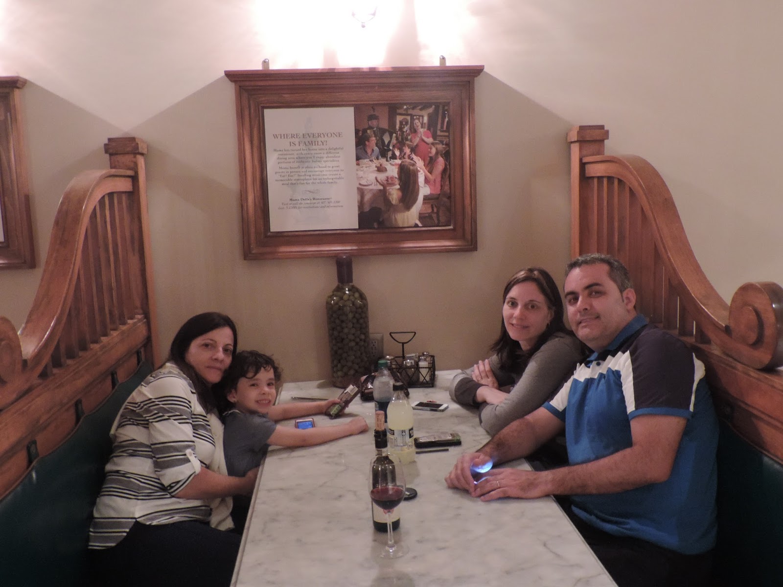 Orlando em Família SAL'S MARKET DELI A PIZZARIA DO PORTOFINO HOTEL