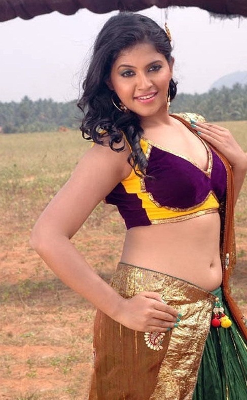 anjali hot saree navel kiss anjali hot saree navel kiss