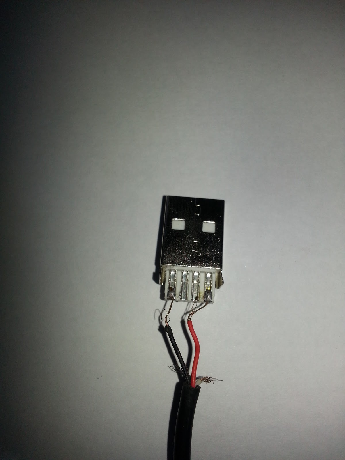 DIYRickytlc1985 Repair that broken Phone Charger and save yourself