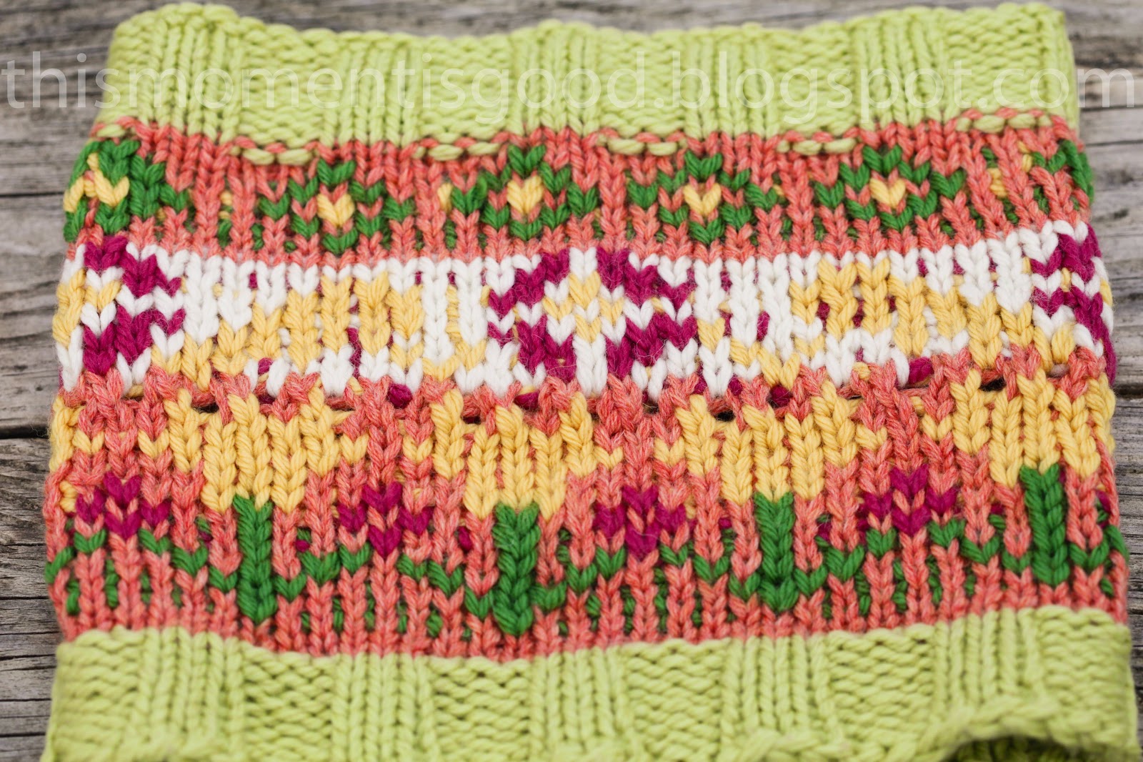 LOOM KNIT FAIR ISLE COWL Loom Knitting by This Moment is Good!