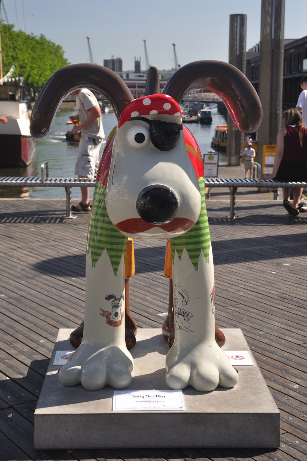 Things that make me go aagghh! Following the Gromit trail around Bristol