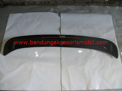 Spoiler Lampu Merah TOYOTA : SOLUNA Spoiler Lampu Merah TOYOTA : SOLUNA