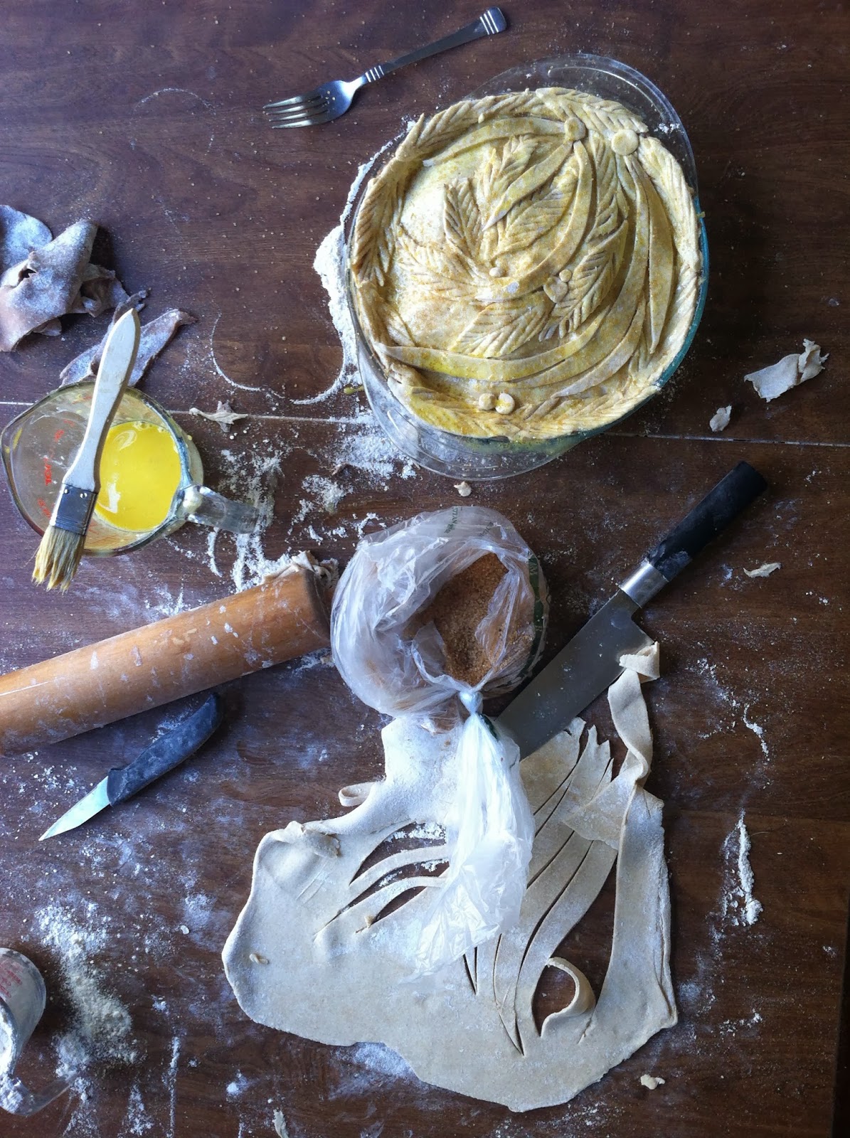 Decorative Pie Crust Tutorial by Tara Jensen of Smoke Signals Baking