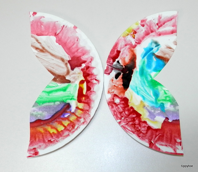 Tippytoe Crafts Paper Plate Butterflies